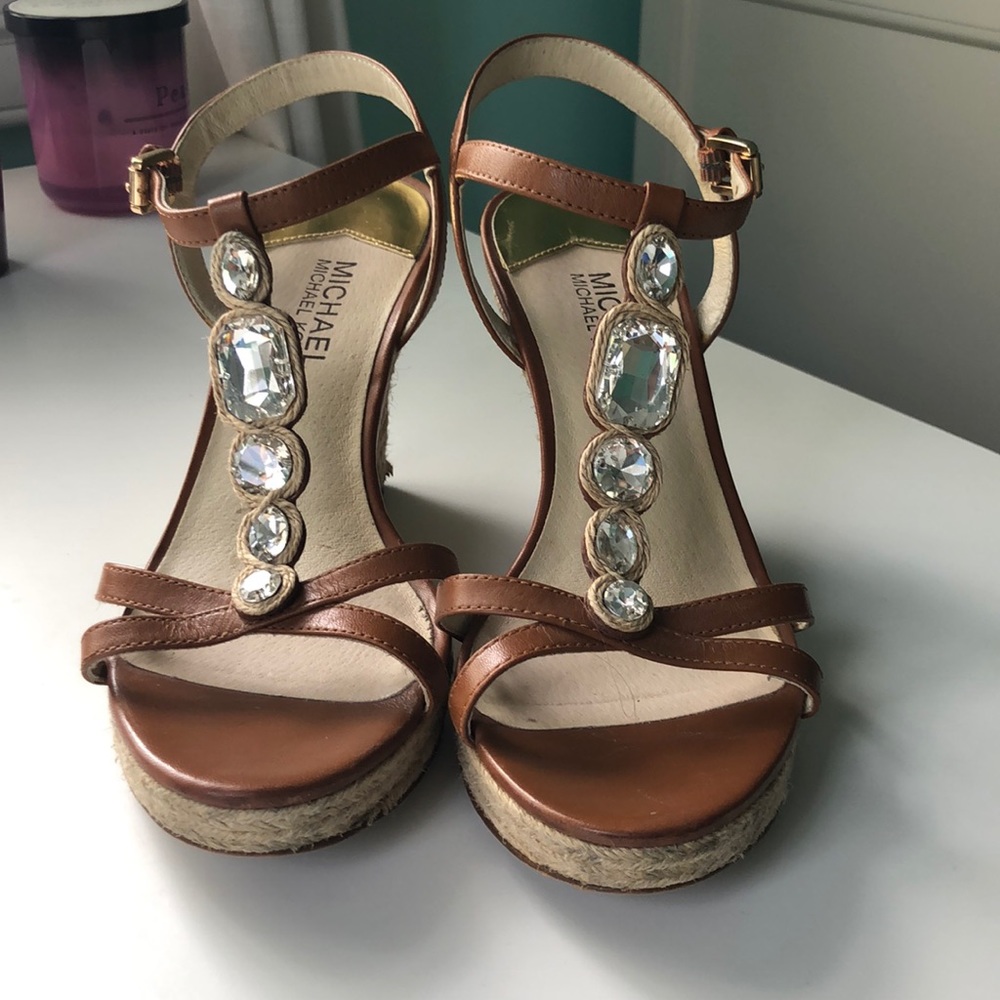 Brown Wedges